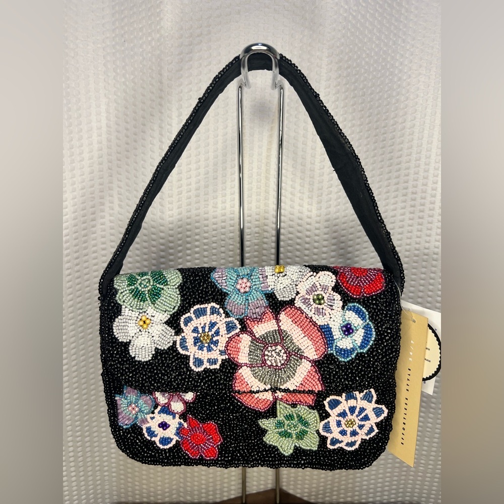 Floral Beaded Women's Bag!!